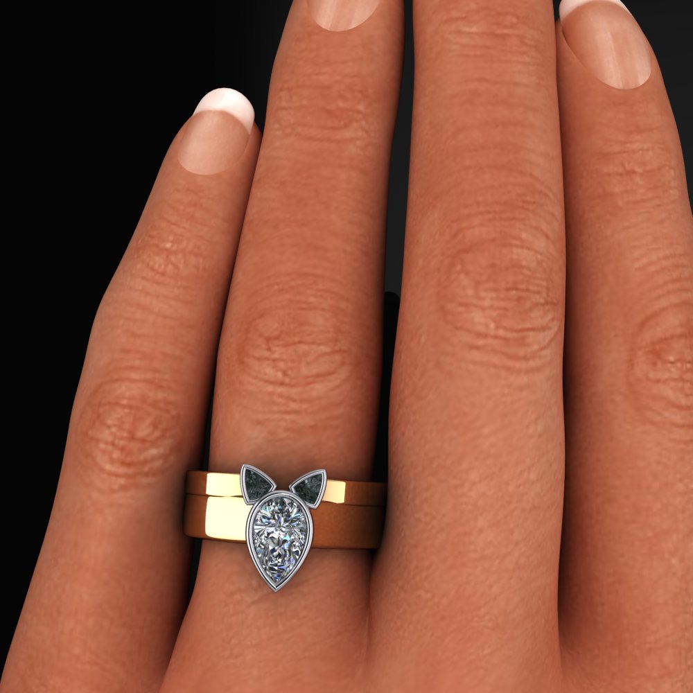 jewelry with ashes, in memorial jewelry, dog lover, cat lover - model shot