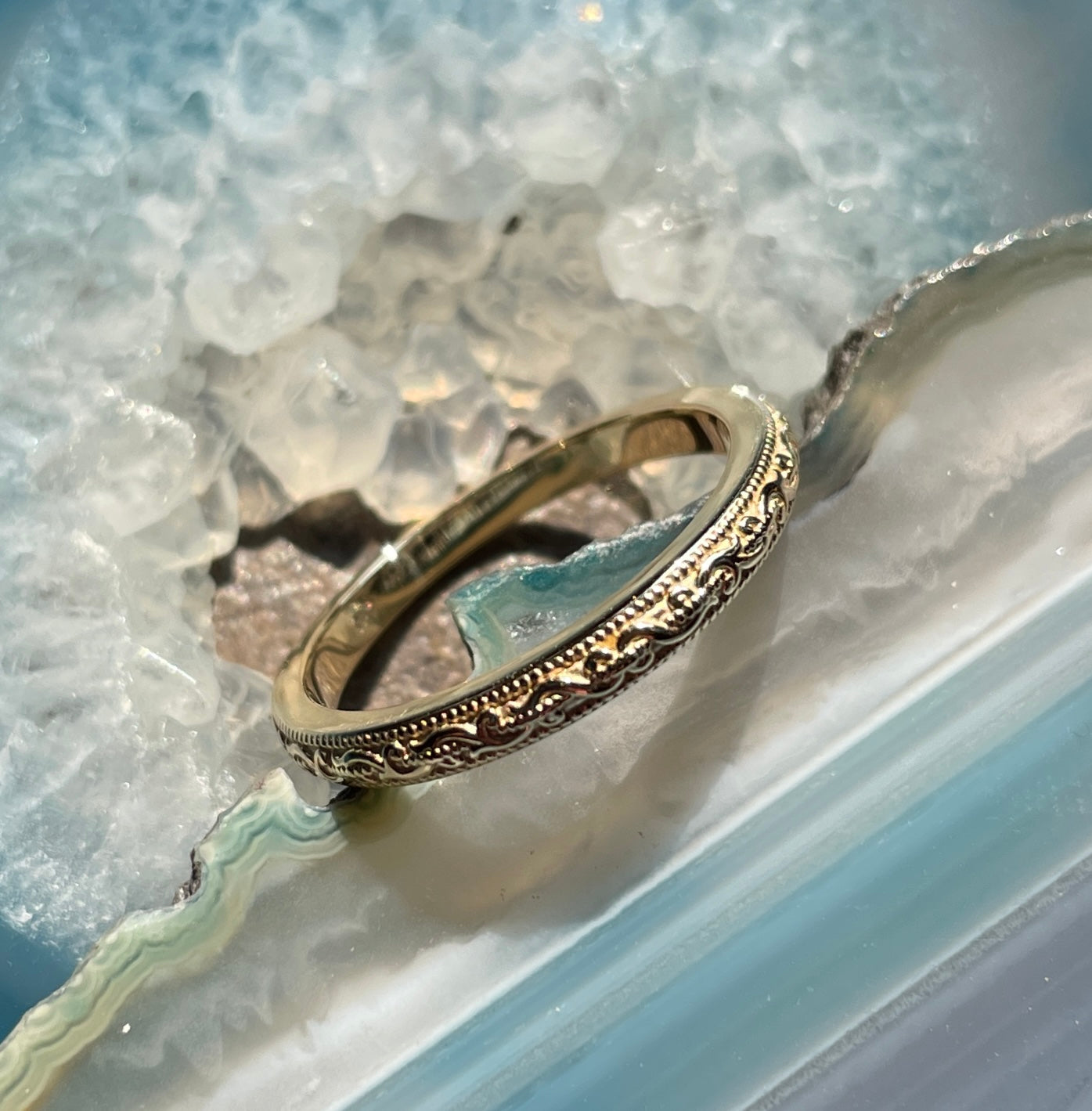Perla Wedding Band - Antique Inspired Filigree Wedding Ring