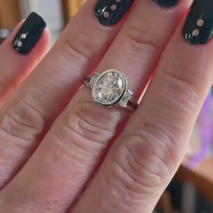 video of azul ring on hand model